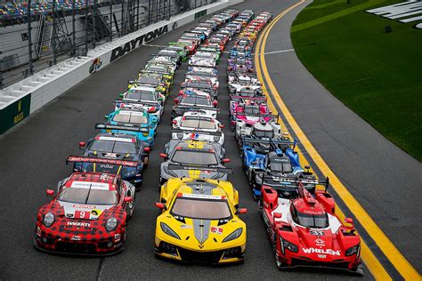 Rolex 24 at Daytona Parking 